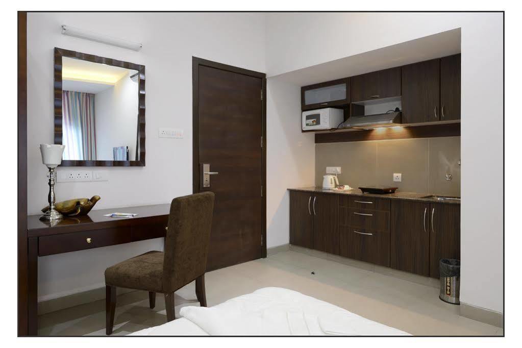 Oyo 710 Hotel Kshitij Πούνε Εξωτερικό φωτογραφία
