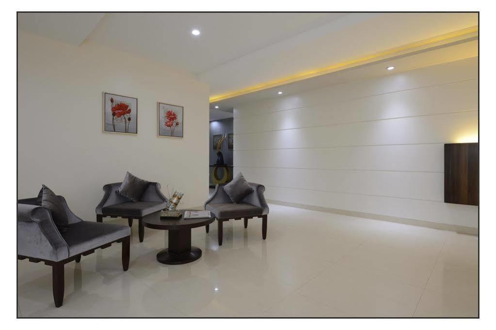 Oyo 710 Hotel Kshitij Πούνε Εξωτερικό φωτογραφία